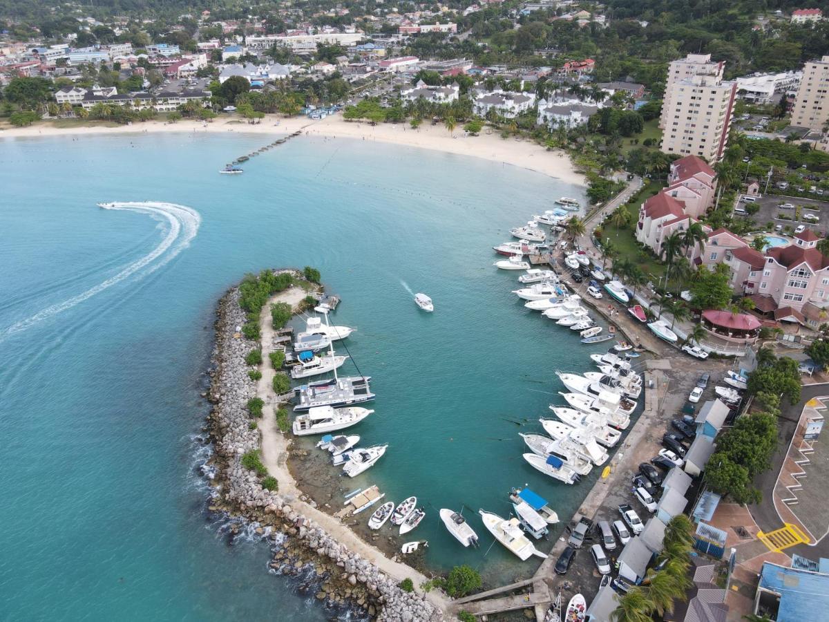 Ocho Rios Sandcastles A19 Exterior photo